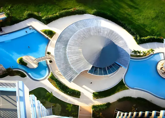 Spacious Unit With Balcony And Seaview Punta Engano (Mactan)