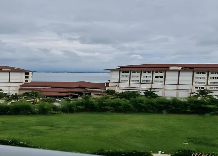 Holiday home Spacious Unit With Balcony And Seaview *