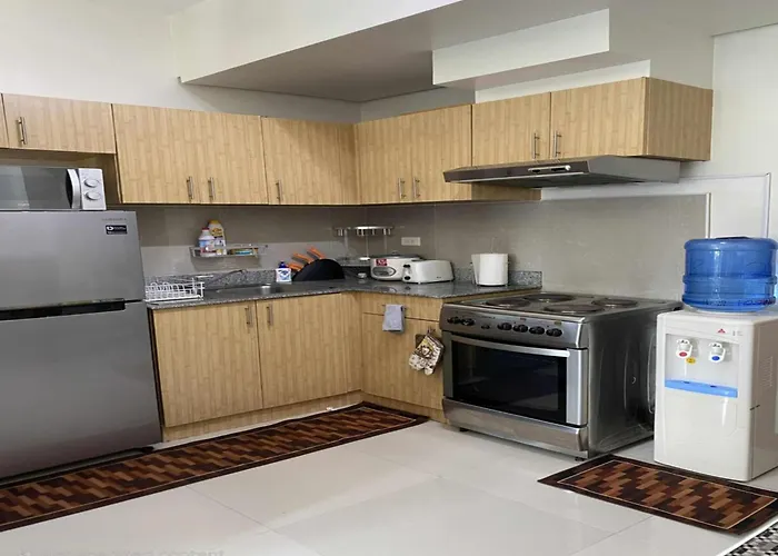 Spacious Unit With Balcony And Seaview Punta Engano (Mactan)