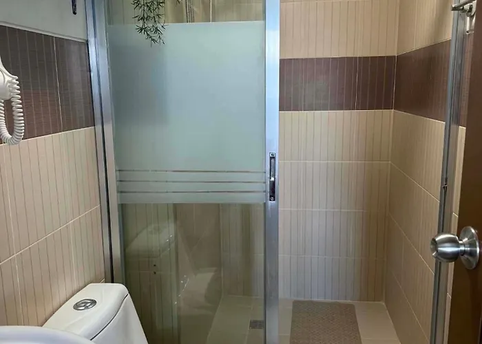 Holiday home Spacious Unit With Balcony And Seaview